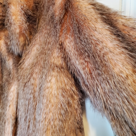 FAUX FUR COAT - Picture 4 of 7